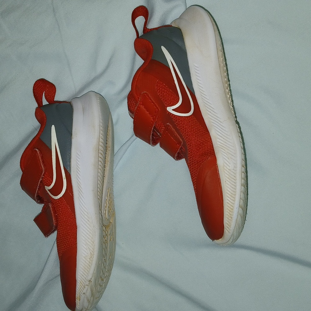 Nike Kids Red and White Sneakers